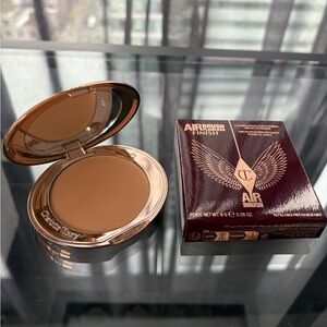 Charlotte Tilbury Airbrush Flawless Finish powder